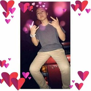 Meet your Posher, Serina